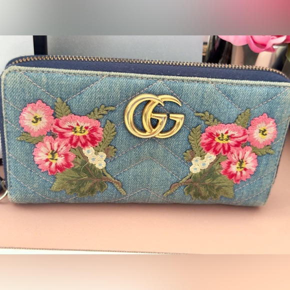 Gucci Marmont Denim Floral Zippy Wallet - Picture 2 of 14